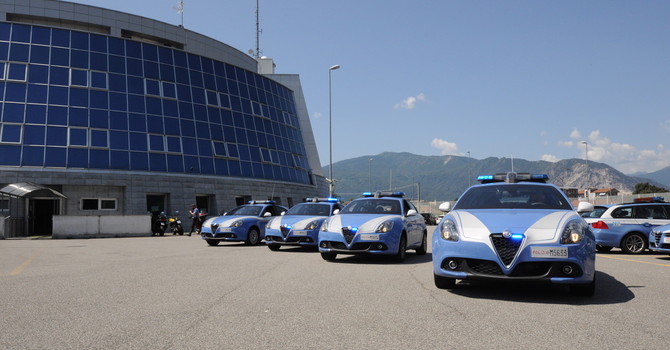 Contrasto all'immigrazione irregolare nel Vco: la Polizia di Stato rimpatria tre cittadini stranieri
