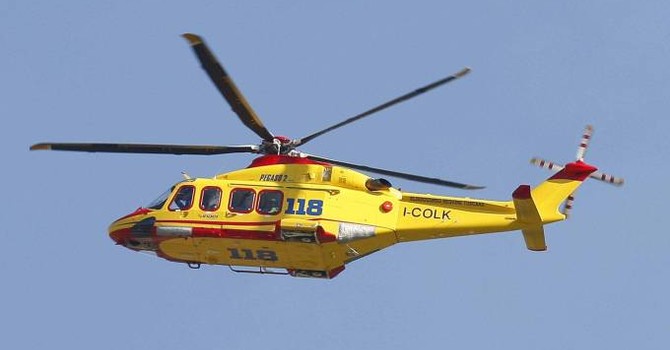 Travolto dall’albero che stava tagliando: muore 57enne a Ornavasso Travolto dall’albero che stava tagliando: muore 57enne a Ornavasso