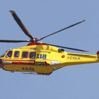 Una persona colpita da un malore in Valle Cannobina: elitrasportata in ospedale