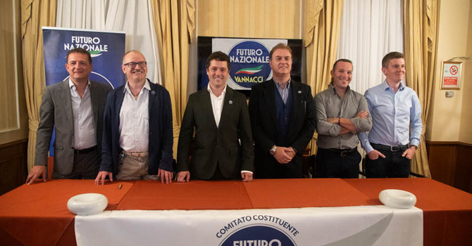Nella foto da sinistra: Ivan Albertella, Luigi Songa, Davide Titoli, Luca Partesana, Luigi Pellegrino e Fabio Falcioni