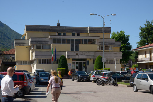 Gravellona accoglie i nuovi nati con un omaggio alle famiglie
