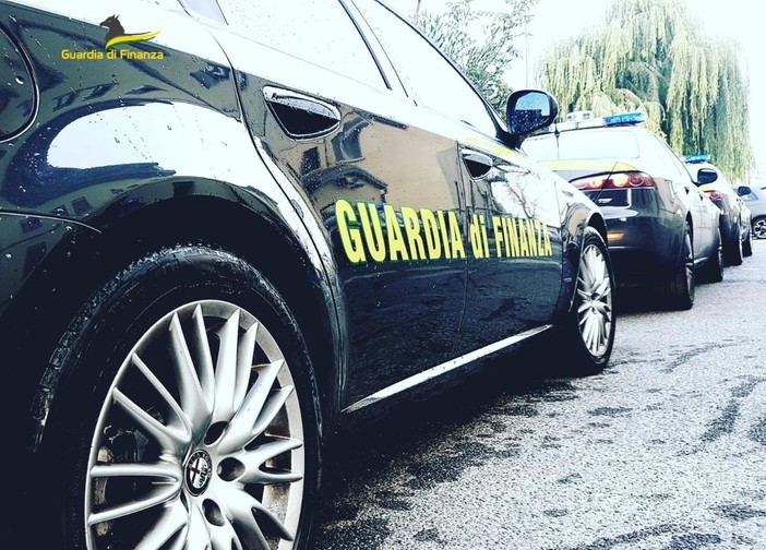 Maxi operazione antidroga a Varese: coinvolta anche la provincia del Vco Maxi operazione antidroga a Varese: coinvolta anche la provincia del Vco