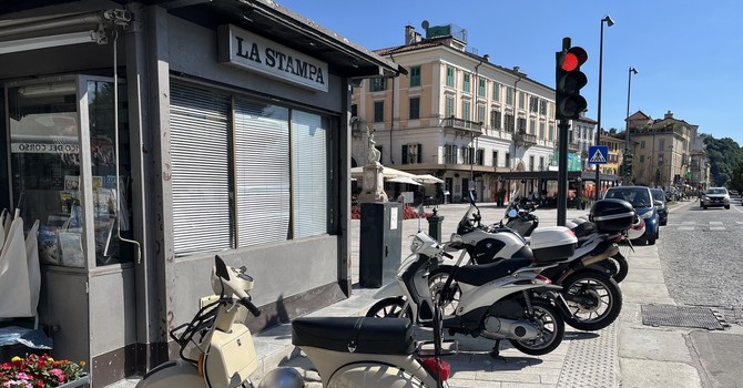 “Ma le moto possono parcheggiare o no?” “Ma le moto possono parcheggiare o no?”