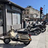 “Ma le moto possono parcheggiare o no?” “Ma le moto possono parcheggiare o no?”