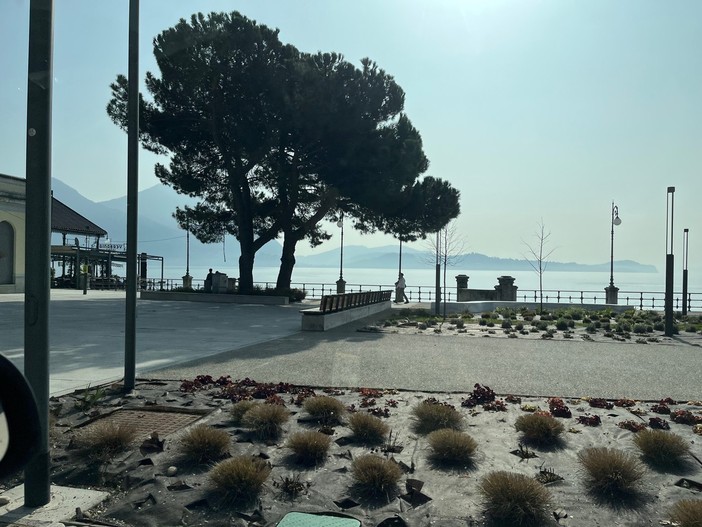 Arrivano le panchine “comunitarie”