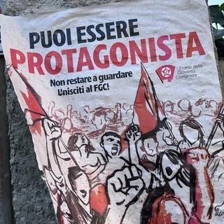Manifesti politici vicino alle scuole: "Non esiste un divieto che impedisca la propaganda fuori degli istituti''