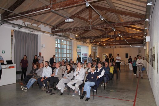 Architettura sostenibile a Verbania, quindici studi a confronto a Casa Ceretti FOTO Architettura sostenibile a Verbania, quindici studi a confronto a Casa Ceretti FOTO
