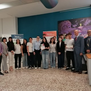 Premiati al Ferrini i vincitori del concorso sulla famiglia Cadorna: assegnate borse di studio per 9 mila euro