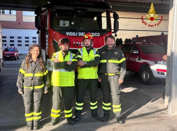 Vigili del Fuoco del VCO, tre nuovi Direttori delle Operazioni di Spegnimento per rafforzare il contrasto agli incendi boschivi Vigili del Fuoco del VCO, tre nuovi Direttori delle Operazioni di Spegnimento per rafforzare il contrasto agli incendi boschivi
