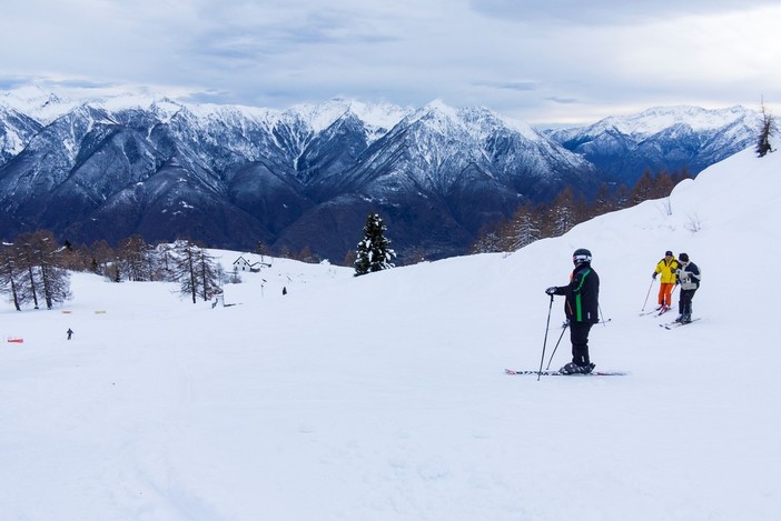Domobianca, ultimo week end sugli sci
