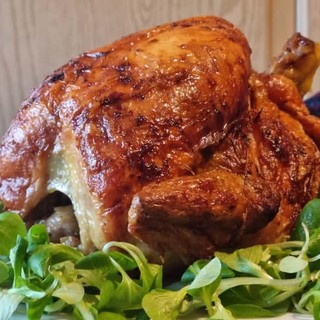 Il 2 ottobre è il Pollo arrosto day che celebra nonni e cucina della tradizione