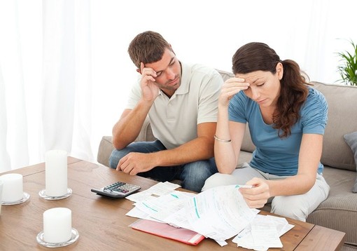 Caro energia, rincari del 44% sulle bollette d'autunno: nel Vco spesa media di 1.127 euro a famiglia