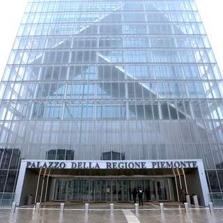 La Regione avverte su possibili truffe: &quot;Attenzione alle finte telefonate di operatori di energia elettrica&quot;