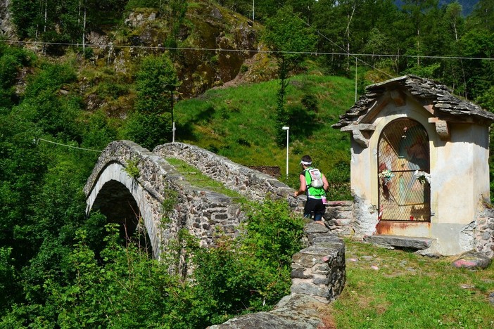 La Strà Granda scalda il cuore dell'Ossola: l'antico cammino della Valle Anzasca scala la classifica del Fai La Strà Granda scalda il cuore dell'Ossola: l'antico cammino della Valle Anzasca scala la classifica del Fai