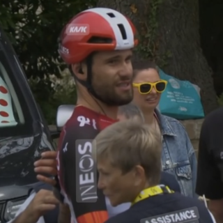 Tour de France, Filippo Ganna costretto al ritiro: finisce al debutto l'avventura del campione di Verbania