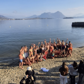 Baveno, un tuffo sul nuovo anno VIDEO Baveno, un tuffo sul nuovo anno VIDEO