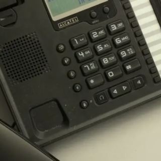 Da quattro mesi senza linea telefonica