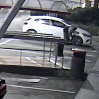 Finestrini infranti e gomme tagliate: individuato l'autore di vandalismi a Verbania VIDEO