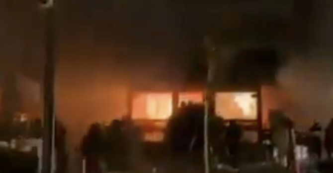 Dramma a Crans Montana, esplosione in un bar: vittime e feriti nella notte di Capodanno