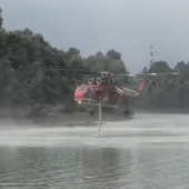 Incendi in Ossola, cresce l'allarme a Calasca: fiamme vicino alle case Incendi in Ossola, cresce l'allarme a Calasca: fiamme vicino alle case