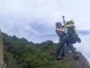 Ragazza salvata sulla ferrata Miccia da un elicottero dei vigili del fuoco VIDEO