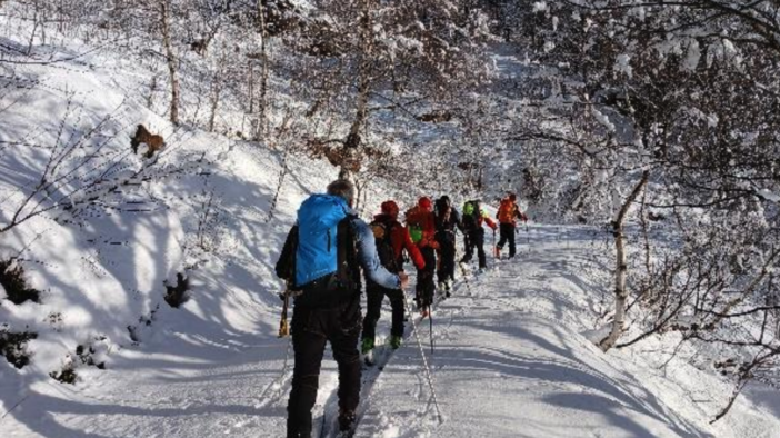 Soccorso Alpino Ornavasso: il bilancio delle attività scolastiche 2025 Soccorso Alpino Ornavasso: il bilancio delle attività scolastiche 2025
