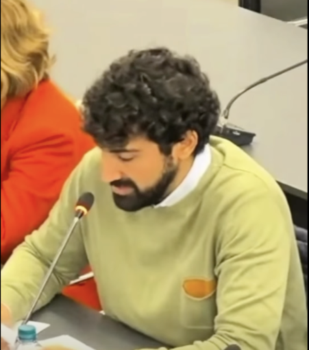 Caso Guaschino, Brezza replica a Cultura&Tradizione: “Gli insulti non mi faranno rinunciare a chiedere chiarezza” Caso Guaschino, Brezza replica a Cultura&Tradizione: “Gli insulti non mi faranno rinunciare a chiedere chiarezza”