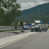 Brutto incidente a Gravellona: traffico bloccato, nessun ferito