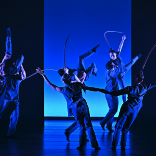 Dalla tradizione cinese alla danza contemporanea: "Birdy" in scena al Maggiore