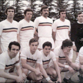 Bagnoli, accosciato e primo da sinistra, nel Verbania della stagione 1971-1972, in Serie C FOTO Wikipedia Bagnoli, accosciato e primo da sinistra, nel Verbania della stagione 1971-1972, in Serie C FOTO Wikipedia