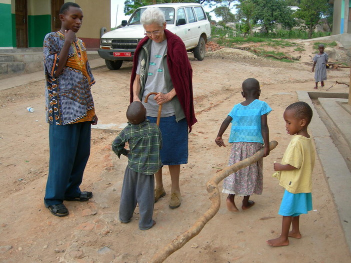 Ornavasso celebra l’Africa Day con il Gruppo di appoggio “Mama Teresa” Ornavasso celebra l’Africa Day con il Gruppo di appoggio “Mama Teresa”