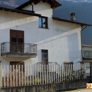 L'immobile che si trova nel'area industriale di Vogogna