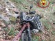 Sbaglia strada e resta bloccato con la moto nel bosco: intervengono i vigili del fuoco Sbaglia strada e resta bloccato con la moto nel bosco: intervengono i vigili del fuoco