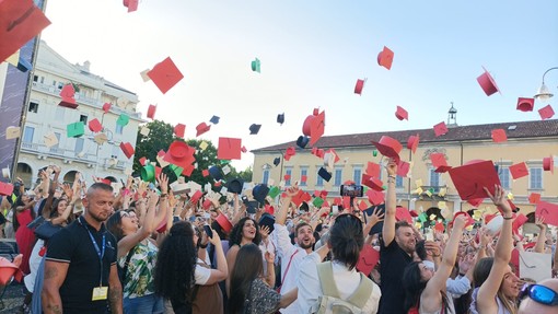 In migliaia a Novara per il Graduation Day dell'Upo