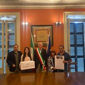 Cannobio celebra gli 80 anni della Repubblica: premiate due ultracentenarie che votarono nel 1946 Cannobio celebra gli 80 anni della Repubblica: premiate due ultracentenarie che votarono nel 1946