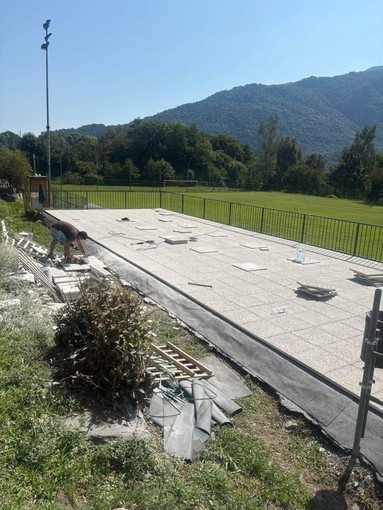 Casale Corte Cerro, conclusi i lavori agli spogliatoi del campo sportivo