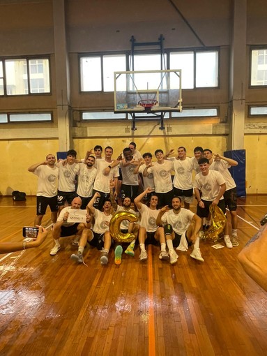 La Foma vola in Serie C: capolavoro a Torino e festa grande per Omegna La Foma vola in Serie C: capolavoro a Torino e festa grande per Omegna