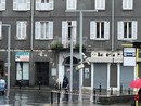 Auto abbatte il palo della videosorveglianza di piazza Beltrami