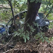 Auto esce di strada all'Alpe Colla, due persone ferite