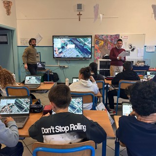 'Alberi Diffusi': il Natale illumina Intra e tutta Verbania 'Alberi Diffusi': il Natale illumina Intra e tutta Verbania