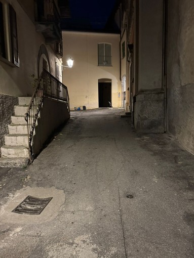 Cannobio rifà via don Gallotti: acciottolato in pietra locale per valorizzare il centro storico Cannobio rifà via don Gallotti: acciottolato in pietra locale per valorizzare il centro storico