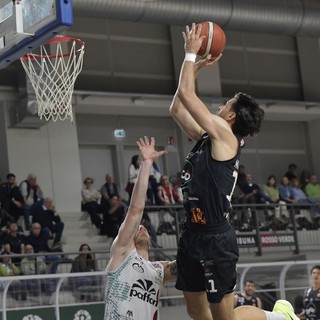 Paffoni, altra vittoria: Omegna supera Piazza Armerina e vede i playoff