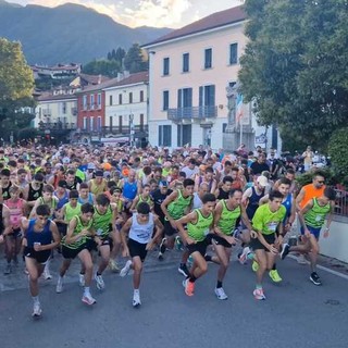 Il Giro del Lago di Mergozzo torna in notturna: attesi centinaia di podisti Il Giro del Lago di Mergozzo torna in notturna: attesi centinaia di podisti