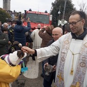 Verbania celebra Sant’Antonio Abata: benedizione di animali e mezzi FOTO