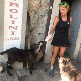 Francobollo d’Oro agli Gnomi del Mastrolino: riconoscimento al cuore del volontariato di Omegna