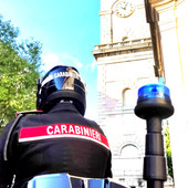 Verbania, minaccia la compagna con un coltello: arrestato 28enne