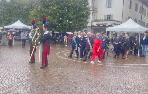 Verbania, cerimonia del 2 giugno tra memoria e giovani Verbania, cerimonia del 2 giugno tra memoria e giovani