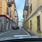 Incidente in pieno centro a Omegna: illeso il conducente