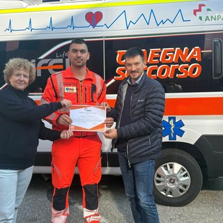 Porte aperte al Soccorso di Omegna: Anpas Piemonte premia i volontari e celebra l’impegno per la comunità