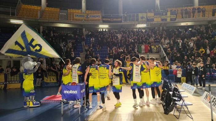 Elachem solida e dominante: Paffoni superata 78-70 Elachem solida e dominante: Paffoni superata 78-70